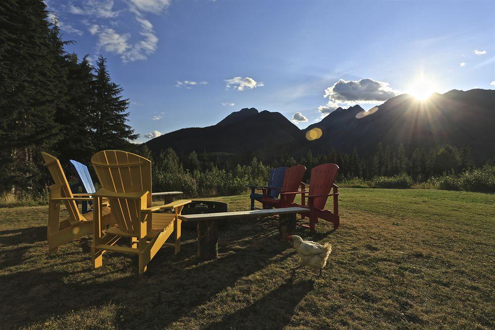 Heather Mountain Lodge Rogers Pass Exterior foto